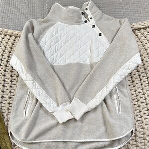 Quilted Pullover Fleece
